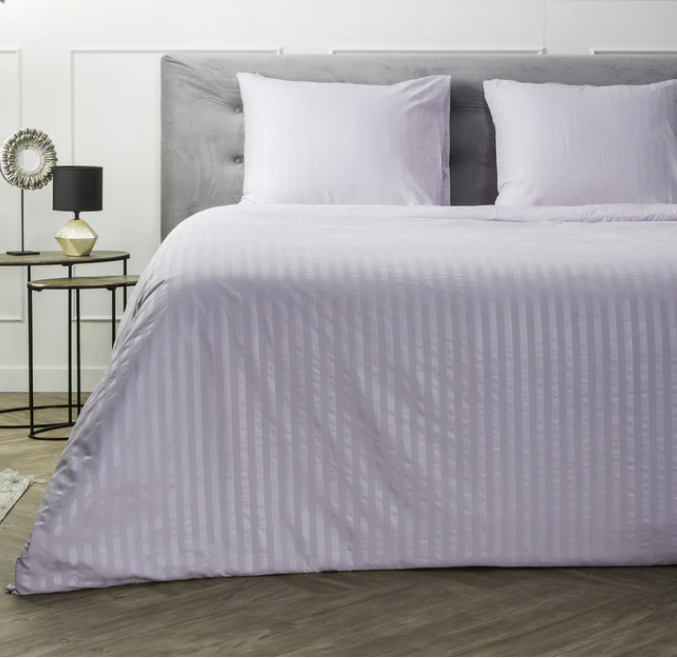 06 Punten.... Dekbedovertrek Embossed Stripes200x200/220