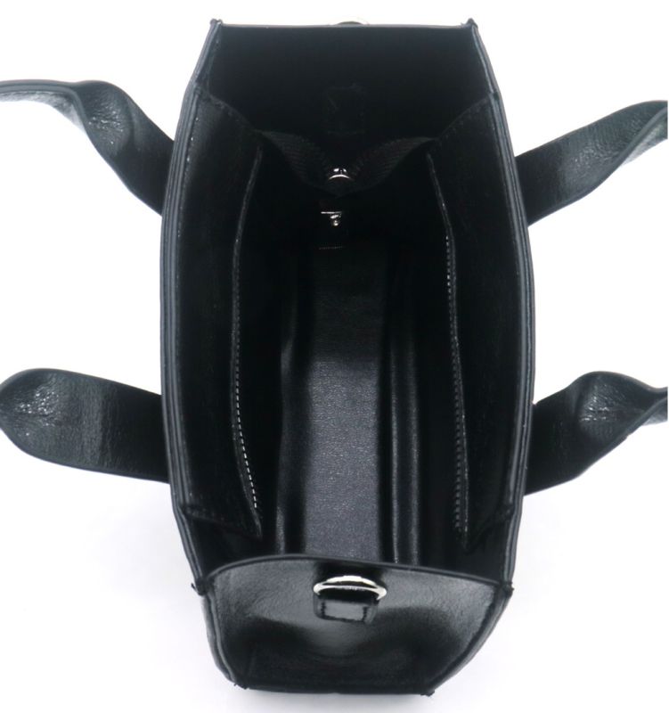 Zwarte handtas met strap en rits